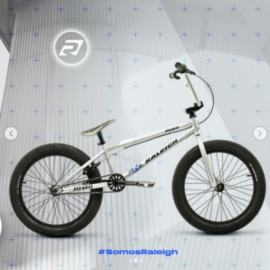 bicicleta-raleigh-freestyle-jump